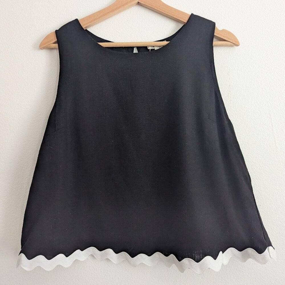 Aaron And Amber Black Linen Shell Top Size L - image 1